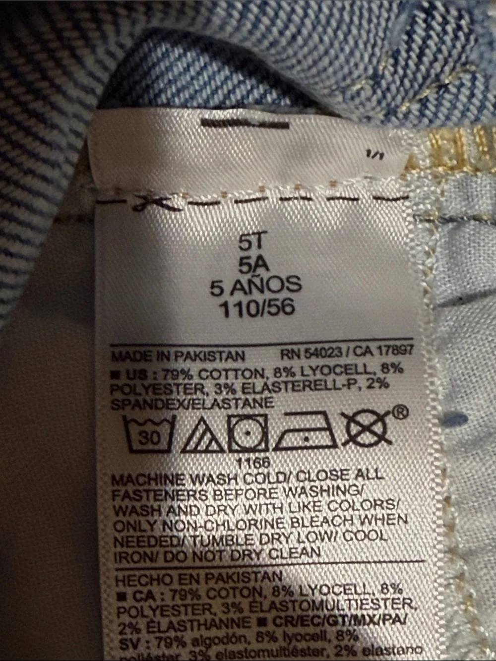 Old Navy Women's Light Blue Skinny Jeans with White Heart Print